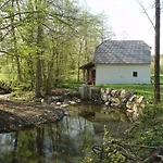 Zur Linde
